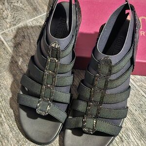 Woven Strap Women’s Sandals - Black/Olive